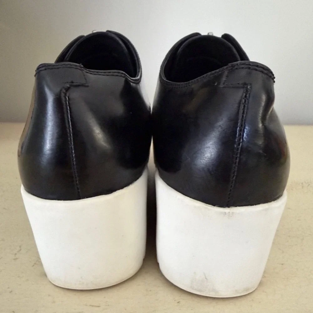 Opening Ceremony Women Sz 39 Black White Platform Zip Slip-On‎ Sneaker Shoes